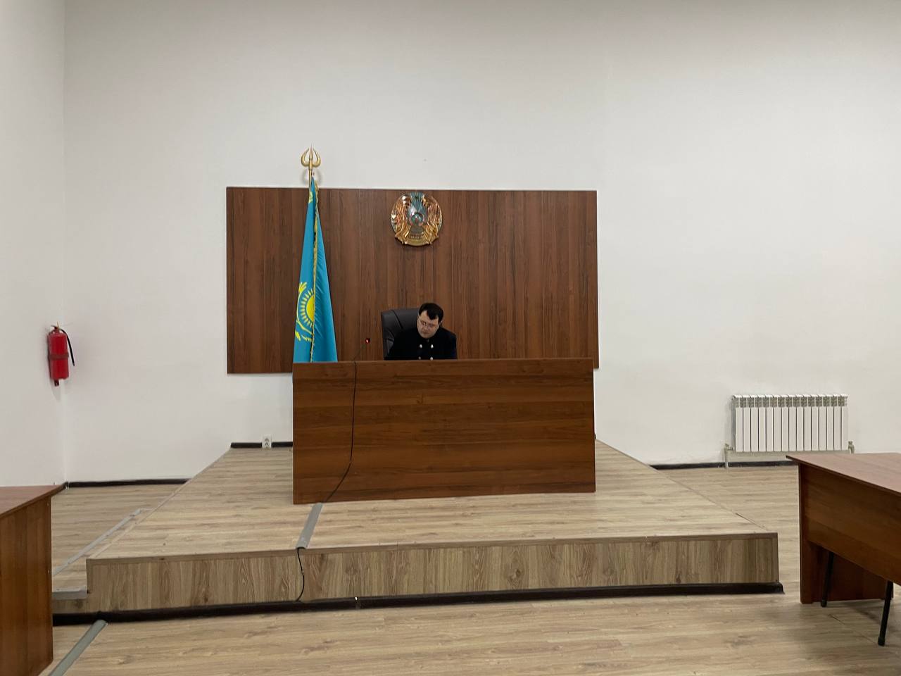 Тоғыз қаңтаршының ісін қарап жатқан судья Айдарбек Замбаев. Фото: QT / Күлтегін Аспанұлы